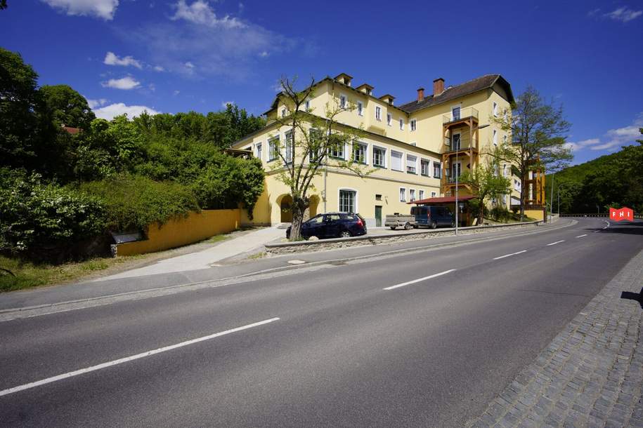 Sanierte Wohnhausanlage im Kamptal, Gewerbeobjekt-kauf, 1.990.000,€, 3573 Horn