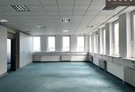 Büroflächen inkl. großer Anzahl von verfügbaren Stellplätzen