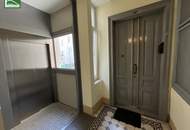 LEERSTEHENDE UND RENOVIERUNGSBEDÜRFTIGE WOHNUNG IN GEPFLEGTEM ALTBAU! LIFTBENÜTZUNG INKLUSIVE! SCHLAFZIMMER HOFSEITIG!