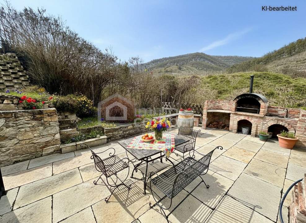 Traumhaftes Zweifamilienhaus in Dürnstein – vollsaniert, 250m², 6 Zimmer, 2 Terrassen!