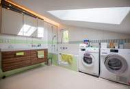 Dachgeschosswohnung in Ruhelage mit traumhaftem Grünblick, eigenem Garten und Garage