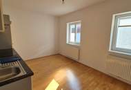 2 ZIMMER MIETWOHNUNG DIREKT IM ZENTRUM