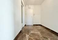 TOPPREIS - AB SOFORT BEZIEHBAR! Tolle 4 Zimmerwohnung + Loggia INKL. GARAGENSTELLPLATZ & KÜCHE! Absolute Ruhelage!