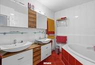 "Exklusive Wohnung mit 40 m² Terrasse, Pool, Sauna!"
