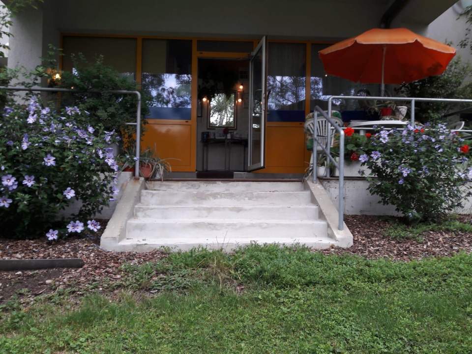 "Kosmetiksalon, auch als Ordination, Kanzlei oder Airbnb geeignet"