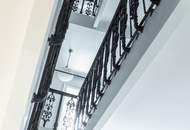 Historischer Charme, moderne Eleganz: Luxus Dachgeschosswohnung auf einer Ebene mit zusätzlicher Sonnenterrasse!
