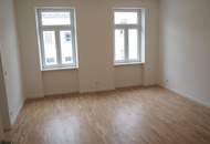 4-Zimmer| Balkon| Loggia| Fußbodenheizung| Wunderschön sanierter Altbau!