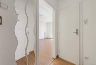 Ruhige Loggiawohnung mit extra Kochnische! Freier Mietzins möglich!