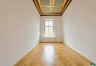 Repräsentative Altbau-Bürofläche mit Stuck, Deckenmalerei und Balkon