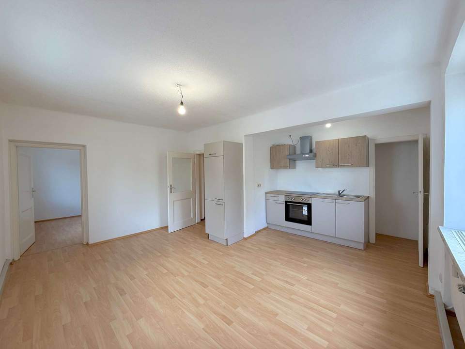 Perfekt aufgeteilte 3-Zimmer-Wohnung mit neuer Küche