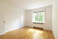Elegante, helle und klimatisierte Dachgeschosswohnung in kleinem Stadtpalais vis à vis Theresianum
