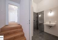 ** Zweitbezug ab Juli: helle zentral begehbare 4 Zimmer Wohnung m. Freifläche **