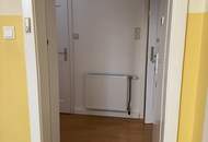 Helle 2-Zimmer-Wohnung mit Kaminanschluss & Lift – Nähe Wiedner Hauptstraße