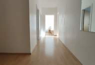 Balkonwohnung mit Planaiblick