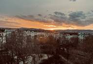 1040! 4 Zimmer Dachgeschoss-Wohnung mit ca. 32 m² großer Terrasse mit traumhaften Fernblick