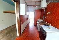 SANIERUNGSBEDÜRFTIGE WOHNUNG BEIM RHEUMANPLATZ| | U1 TOPLAGE | HELLE 2 ZIMMER | 38 m² | STILHAUS |
