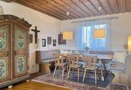 Wohnhaus mit Attersee-Seeblick und Seezugang in Litzlberg/Seewalchen, 2 Wohneinheiten.