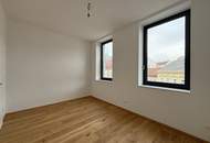 HERBSTAKTION - NEUE PREISE | 2-Zimmer Altbauwohnung mit großzügiger Verglasung und südseitigem Innenhofbalkon | Fernwärme