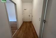 Erstbezugs-Büro oder Praxis zum Nettopreis mit großer Hof-Loggia, inkludierter Küche und top Ausstattung nahe Schönbrunn!