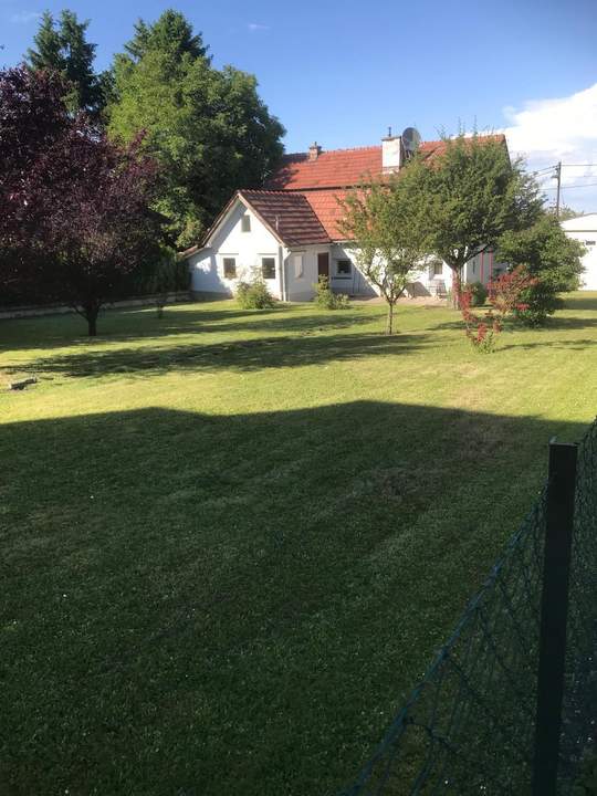 Grundstück mit Altbestand in attraktiver Wohngegend in Oberlaa !