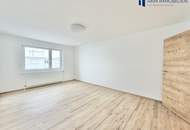 Traumhafte, vollrenovierte Dachgeschoßwohnung in Ruhelage *inkl. HEIZKOSTEN* (RESERVIERT)