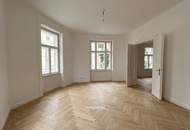 Laurentiusplatz - Erstbezug nach Generalsanierung, zentraler 5 Zimmer Altbau