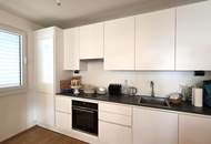 GRENZE 18./19. - Moderne Neubauwohnung mit großem Balkon in Ruhelage + AB MÄRZ!!