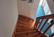 Renovierungsbedürftiges Mittelreihenhaus