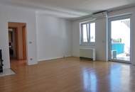 Top Lage - 4-Zimmer-Wohnung mit Loggia, Klimaanlage und Schwedenofen - unmittelbar beim Schulzentrum, Bahnhof und Stadtzentrum!