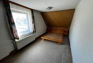 ***OPEN HOUSE Freitag, 29. Mai 2026 von 13 - 15 Uhr*** Sanierungsbedürftiges Einfamilienhaus mit Werkstatt und Carport
