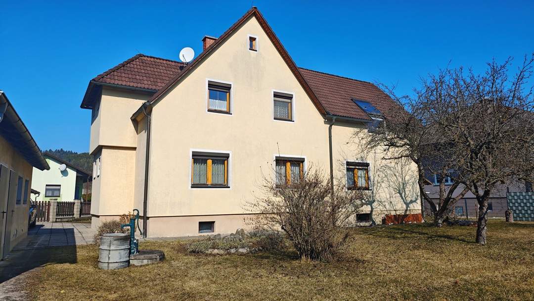 168 m² Wohnfläche | 1.055 m² Grundstück | Haus mit großem Garten &amp; 2 Wohneinheiten
