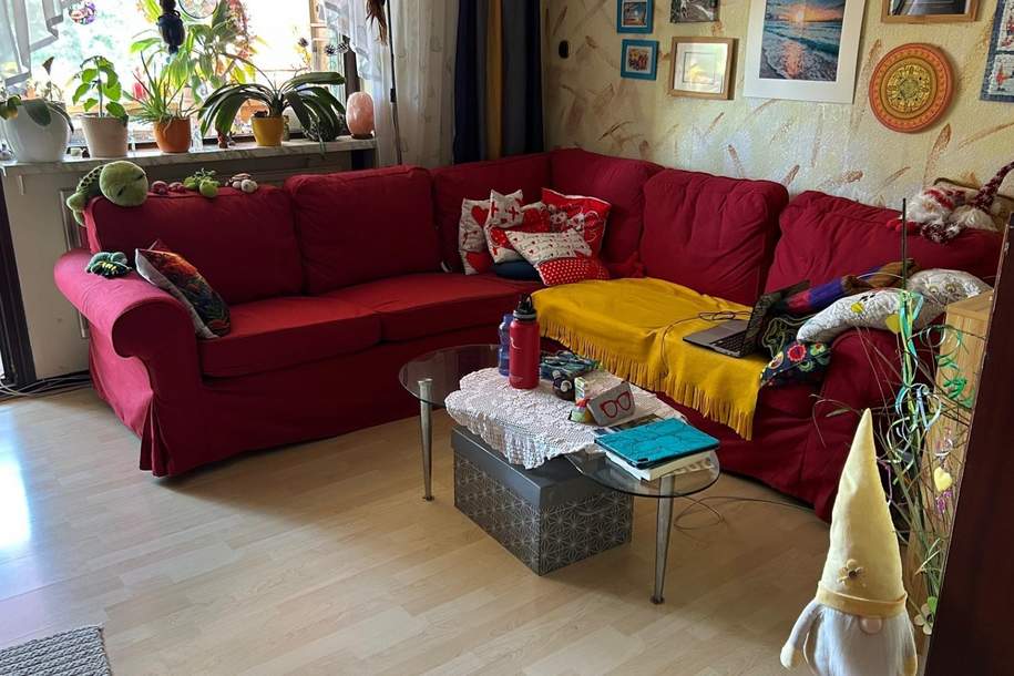 Geräumige 4-Zimmer-Wohnung mit Loggia & TG-Platz zu verkaufen, Wohnung-kauf, 4053 Linz-Land