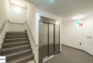 ab August verfügbar: 2 Zimmer Wohnung mit Loggia in der Kaiserstraße