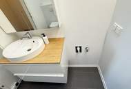 Skytower: 2-Zimmer mit Loggia auf 76 m2 WNFL plus optionaler Stellplatz (derzeit noch vermietet)!