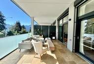 Hugerburg: Loftartige Designerwohnung mit Terrasse und Tiefgaragenstellplatz