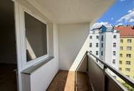 Lichtdurchflutete 2 Zimmerwohnung mit Loggia!