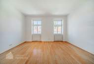 Großzügige 4-Zimmer Altbauwohnung mit Terrasse
