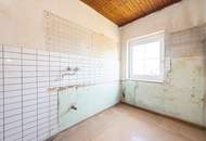 NEUER PREIS! Sanierungsbedürftiges Einfamilienhaus in zentraler ruhiger Lage in Neuzeug!