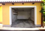 GEDIEGENES HAUS MIT ZWEI WOHNEINHEITEN UND GROSSEM GARTEN!