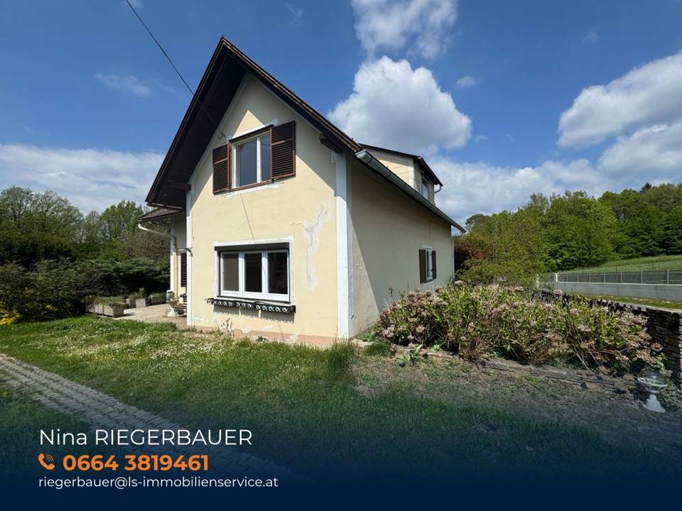 Einfamilienhaus mit viel Platz, sonnigem Garten, Terrasse und Nebengebäude!