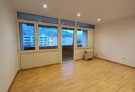 Kompakte Eigentumswohnung mit Loggia und Lift in perfekter Lage nahe Krankenhaus