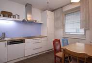 Zwei-Zimmer-Wohnung mit Loggia nahe dem St. Peter Schulzentrum