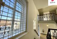 Stylische Dachgeschossmaisonette mit sonniger Terrasse und einzigartigem Grundriss | U4 + U6 + S Nähe |