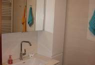 Kompakte 2-Zimmer-Eigentumswohnung mit Balkon, Stellplatz &amp; Keller