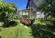 Gepflegtes Einfamilienhaus mit traumhaft großem Garten und großzügiger Garage in Bad Gleichenberg