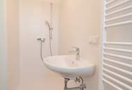 Charmante Dachgeschosswohnung in zentraler Lage von Wien - ideal für Singles!