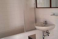 Hell, grün, ruhig und uneinsehbar + Tiefgaragenplatz = Perfekt!!