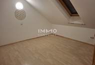 Gast- und Wohnhaus inkl. 4 Ferienwohnungen, 7 Garagenplätze und Parkplätze ca 3.500 m2 Grundfläche