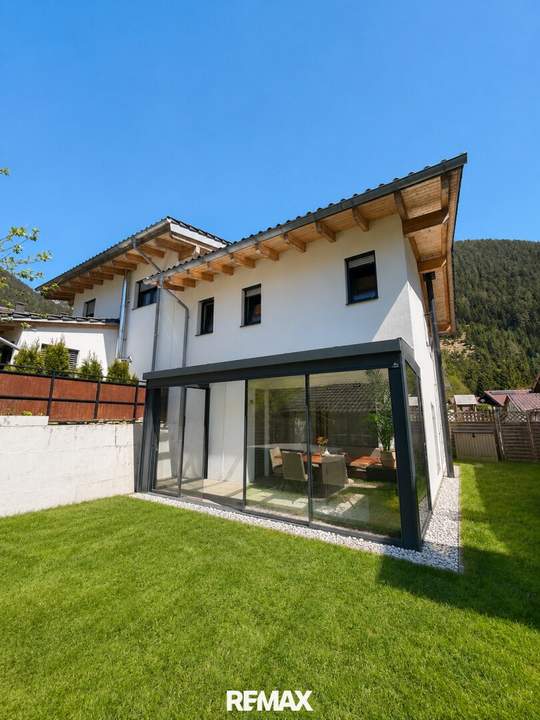 Neuwertiges 3-Zimmer Domizil mit großzügigem Garten