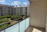 Charmante gut geschnittene Wohnung mit Loggia